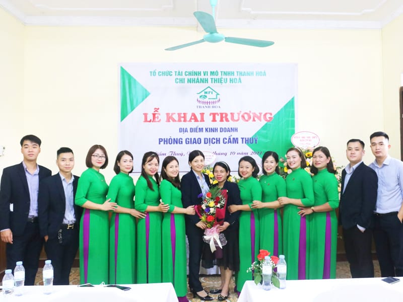 Phòng giao dịch Cẩm Thủy